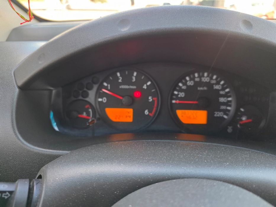 Продаж Nissan Navara