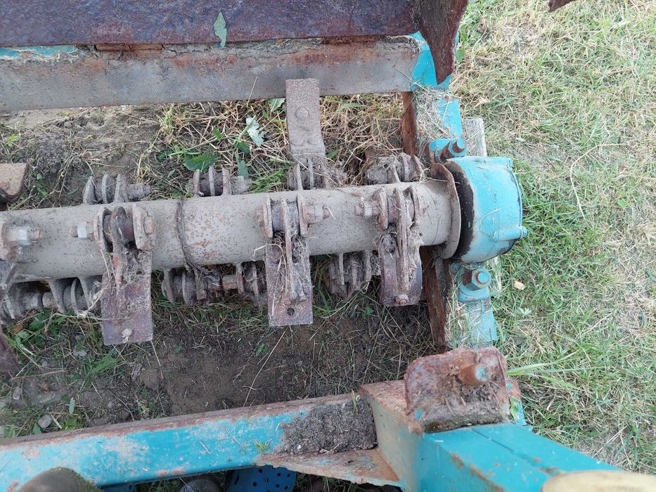 Кір прицепний до трактора.