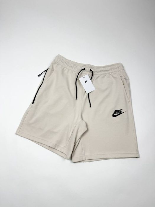 Оригінал! Шорти Nike Tech (білі) (M, XL) Нові з бірками!