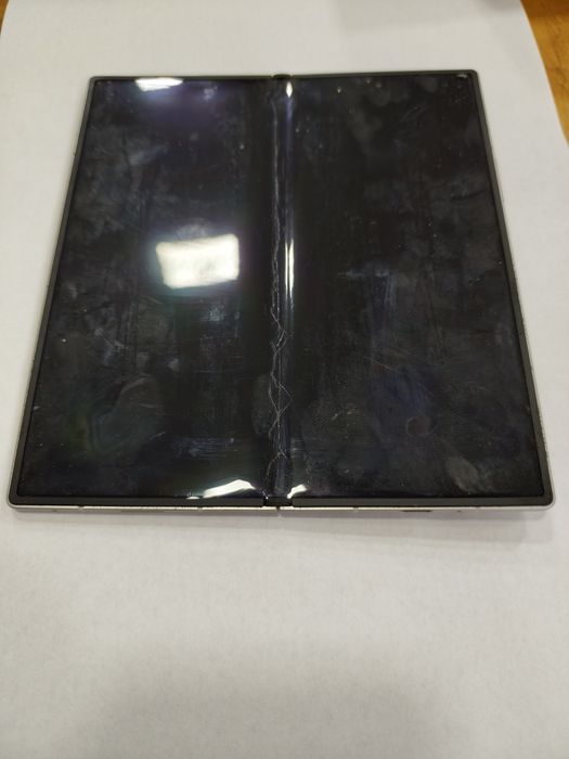 Samsung Galaxy z Ford 7