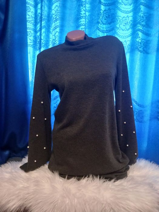 Сукні прямі, гарні, теплі