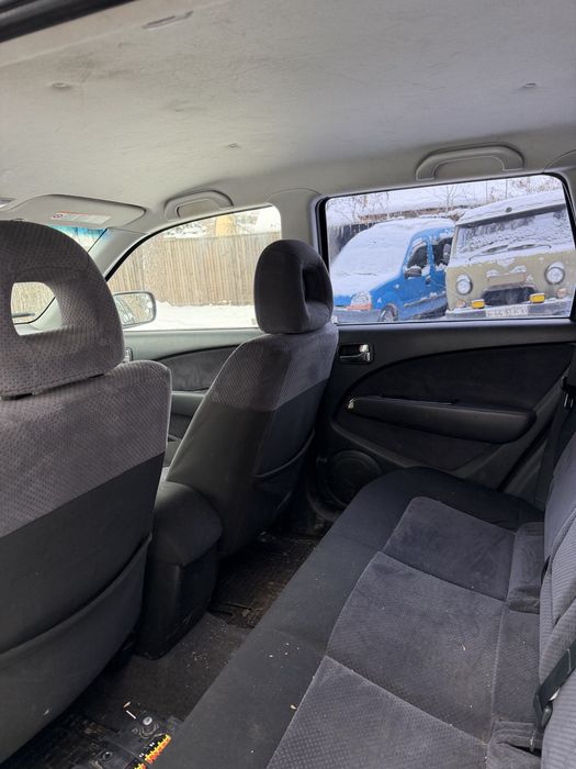 Mitsubishi Outlander 2.0 газ/бензин 4*4 механика 2007 года