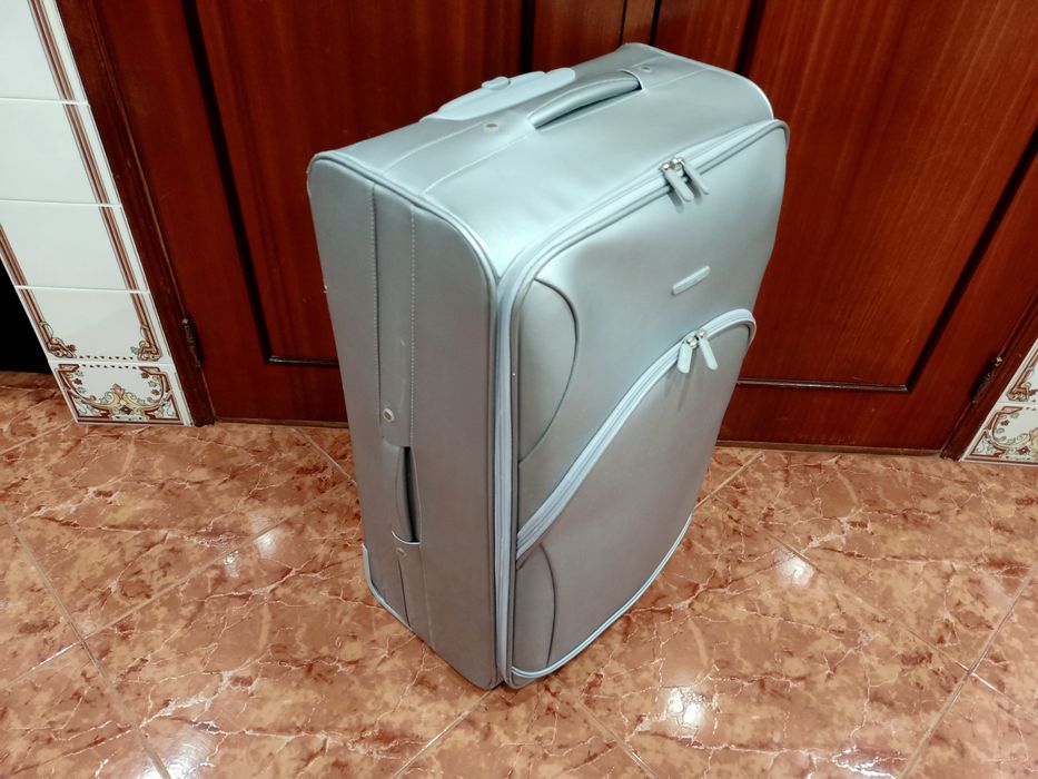 Mala malas de porão até 23 kg viagem casa quarto apartamento vivenda carro cozinha.