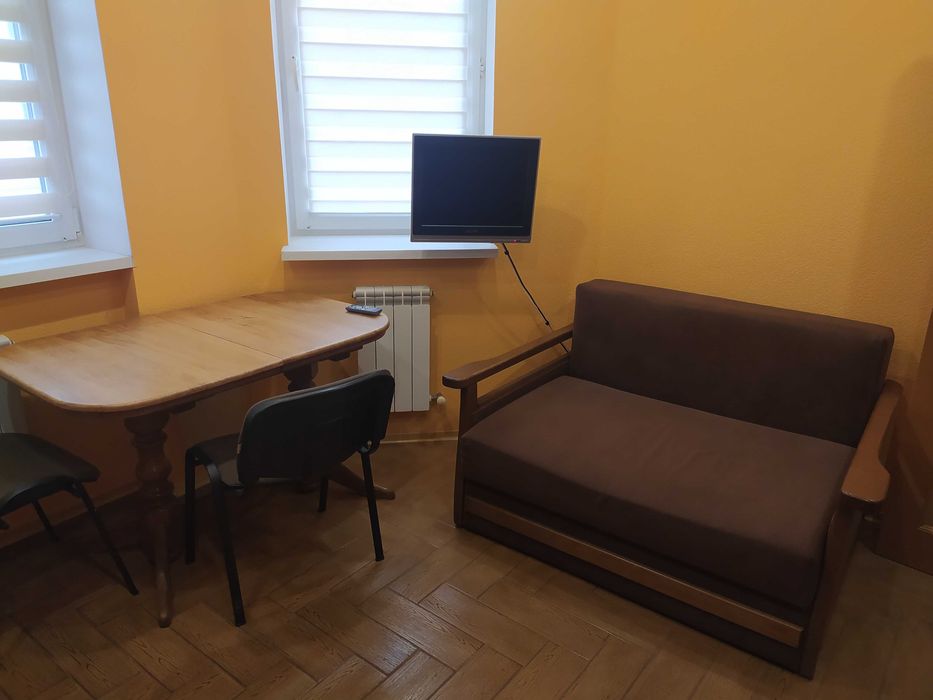 Однокомнатная квартира посуточно Бровары