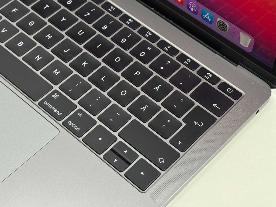 Apple MacBook Pro 13 2016 i5 8GB RAM 256GB SSD Nowa bateria