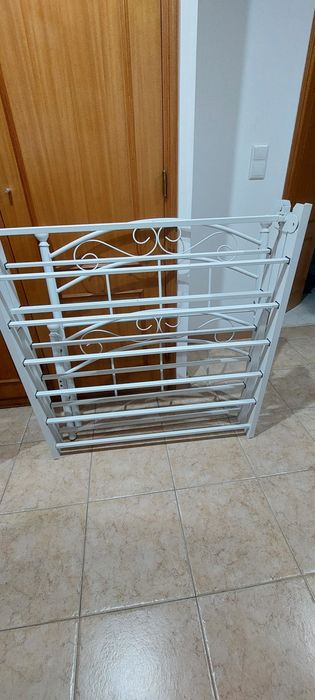 Cama de solteiro