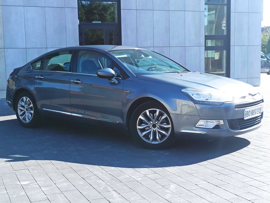 Автомобіль Citroen C5x7