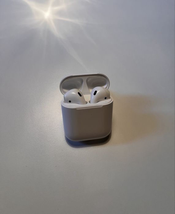 Вживані AirPods 2
