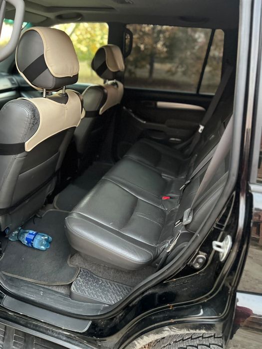 Автомобіль Toyota Land Cruiser Prado