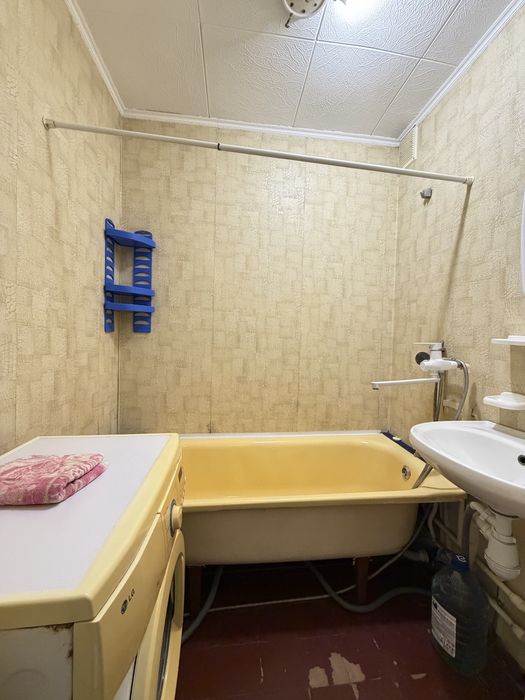 В продажу 3 к к в Корабельному р-ні/ вул. Океанівська