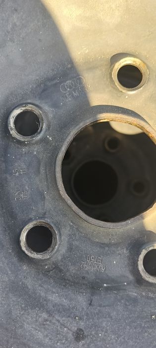 Покришки з дисками видбалансировани volkswagen touran volkswagen caddy golf інший век групи