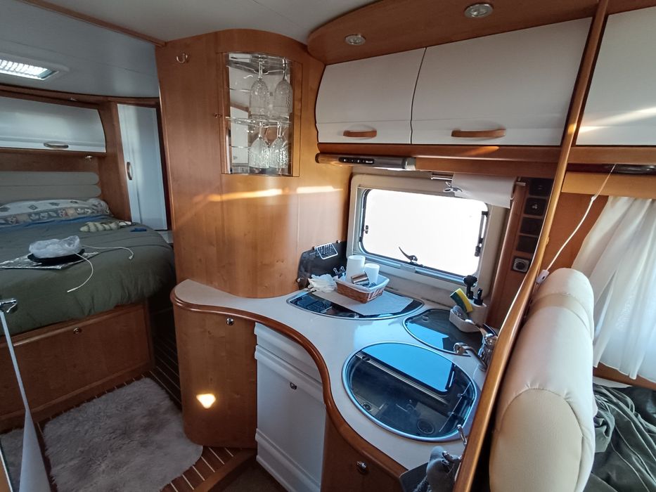 Venda AUTOCARAVANA perfilada