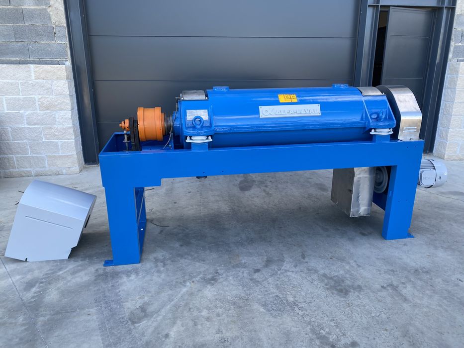 Decanter Alfa Laval UVNX-718B Revisionado