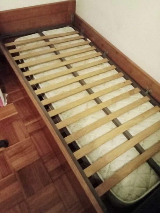 Cama de solteiro