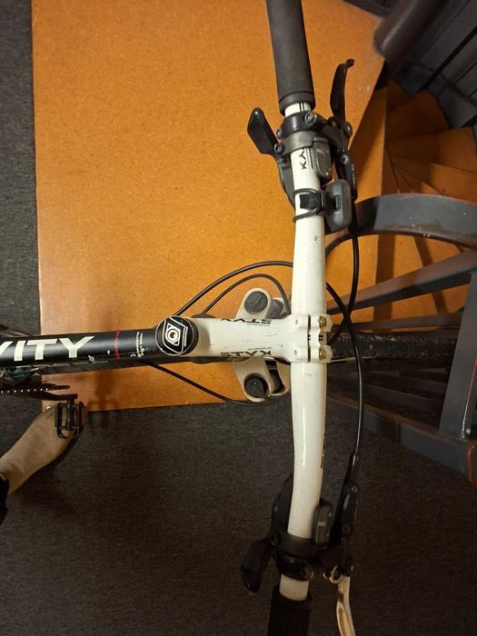 Rower Cross Gravity Dynamics