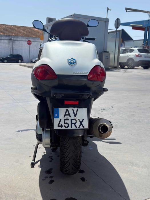 Piaggio Mp3 500