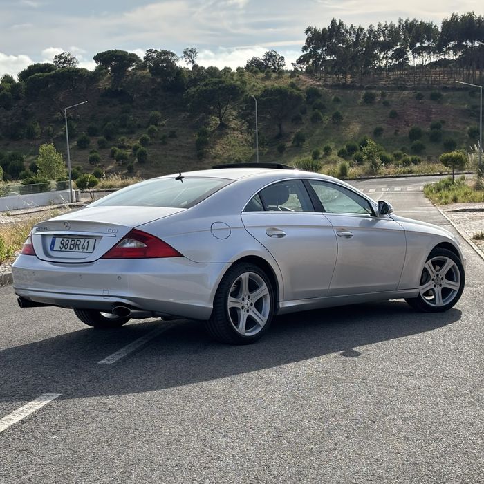 Mercedes-Benz CLS 320 CDI (w219) V6   IUC Antigo