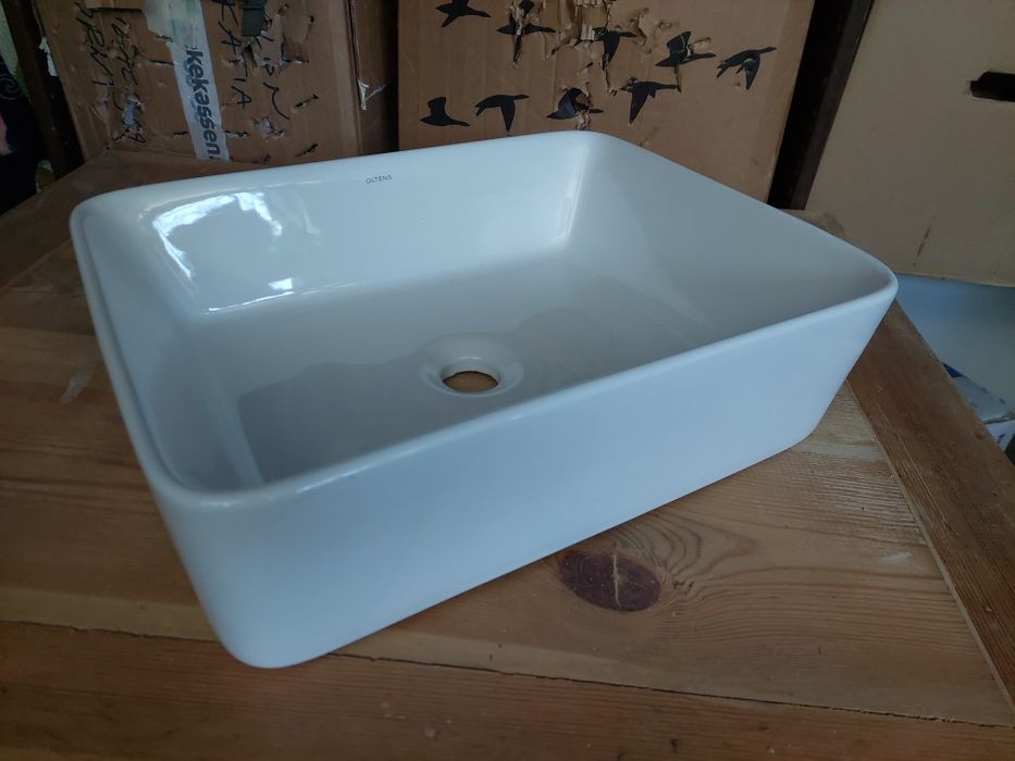 Umywalka nablatowa Oltens