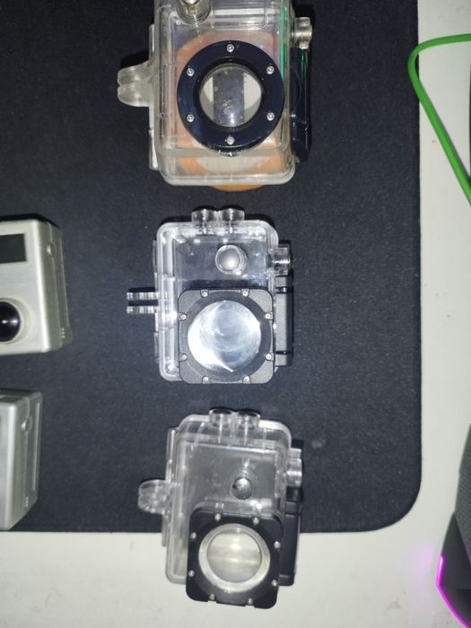 2 GoPro Hero e 2 câmeras de ação