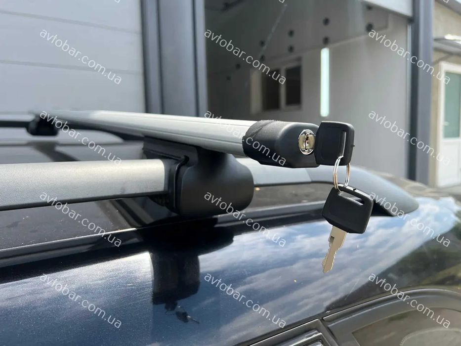 Багажні поперечки на рейлінги. Перемычки на рейлинги. Поперечины.