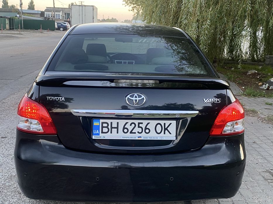 Продам авто Тойота Ярис