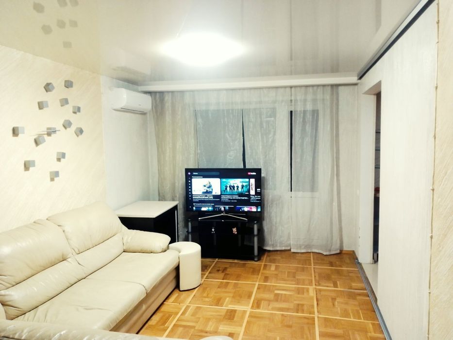 Сдам 2 х ком  квартиру по суточной,почасово.