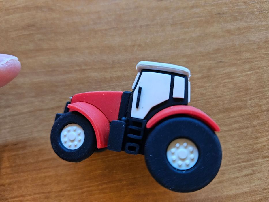 Pendrive traktor