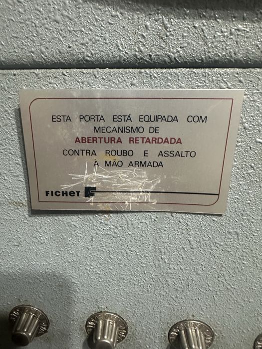 Cofre de alta seguranca FICHET