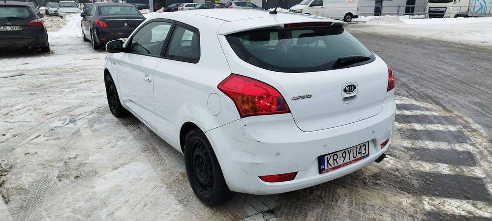 Kia Ceed, Priceed