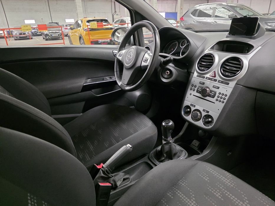 Opel Corsa Diesel 5 Lugares | 149 mil kms | 2013