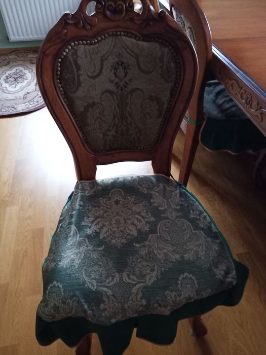 Стіл та стільці/ Малайзія/Стіл великий,довжина 2 метри.