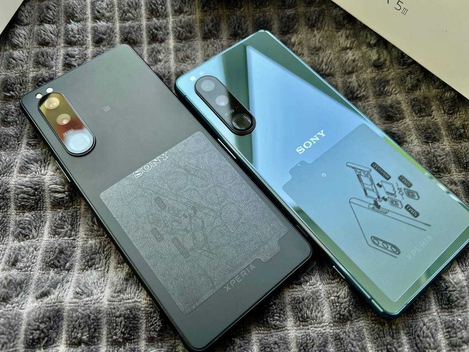 Новий, з гарантією Sony Xperia 5 III - 128/8 120Гц OLED 888 (Mark 3 )
