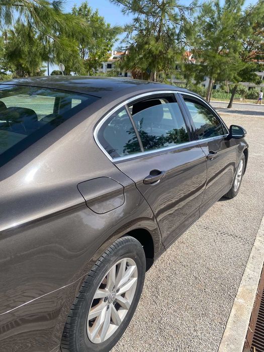 Volkswagen Passat — fotografia 4