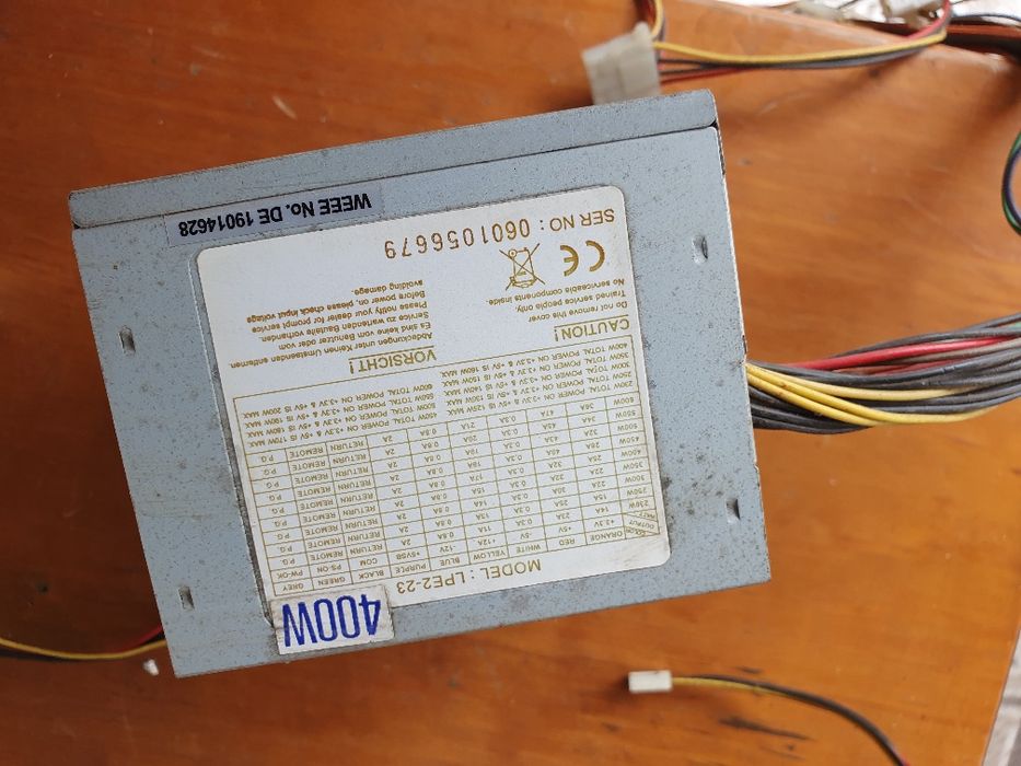 Fontes de alimentação diversas testadas a funcionar a 100%