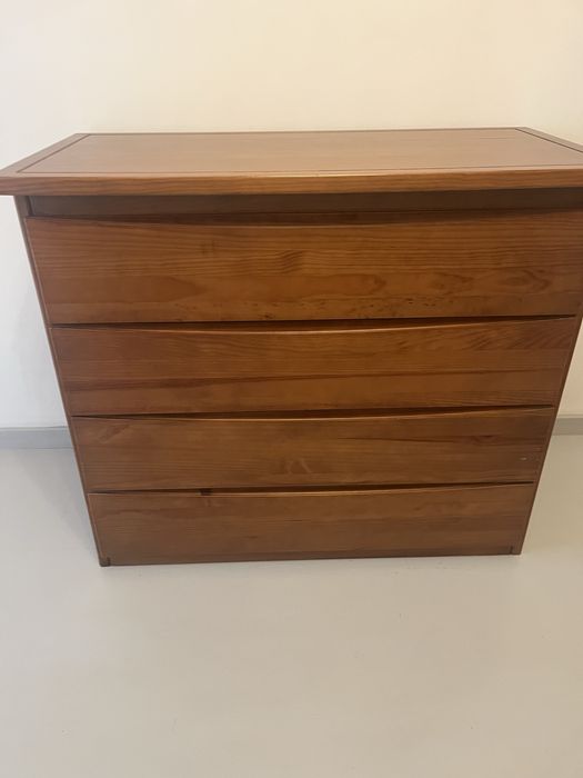 Comoda e Espelho  Madeira Maciça