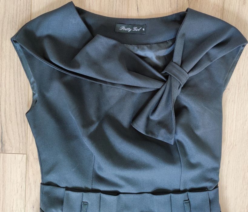 Czarna elegancka sukienka Pretty girl M/L
