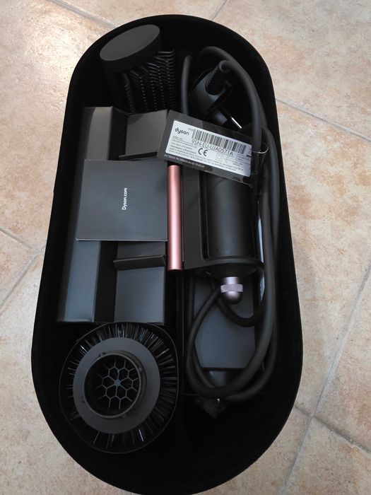 Secador Dyson airwrap novo