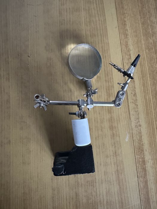 Приспособление для пайки третья рука