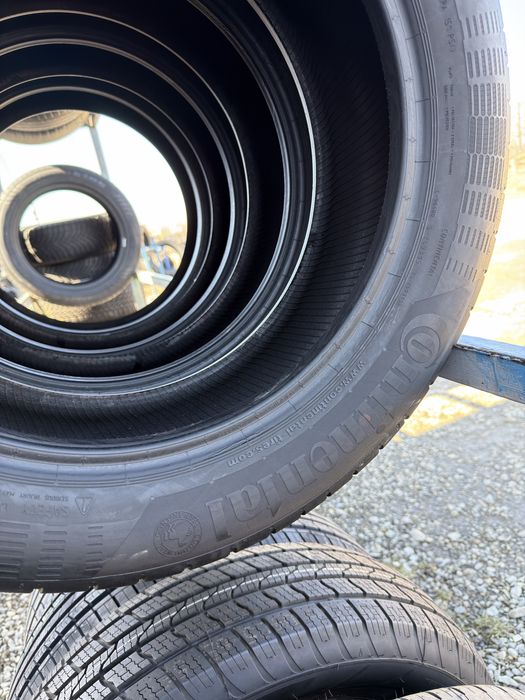 Шини б/у 215/55 R17 Continental 4шт