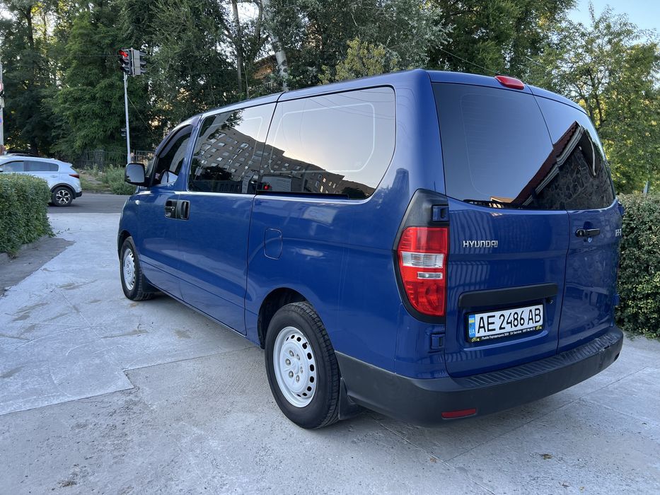 Hyundai H-1 2008 VIN KMFWBH7JP8U057140 фото оголошення 4 з 24