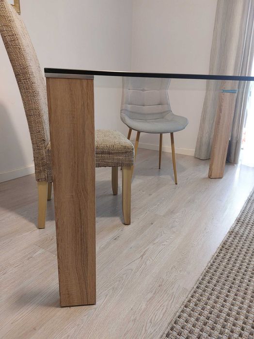 Mesa de sala em vidro