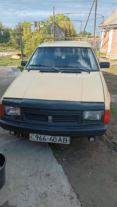 Машина масквичь 21, 41
