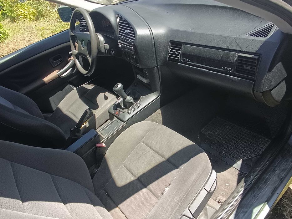 BMW E36 316i M40