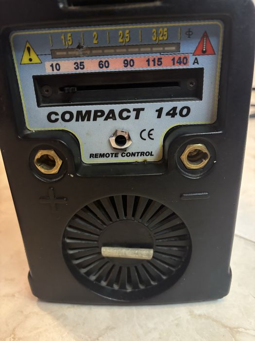 Maquina portatil de soldar Berner compact 140