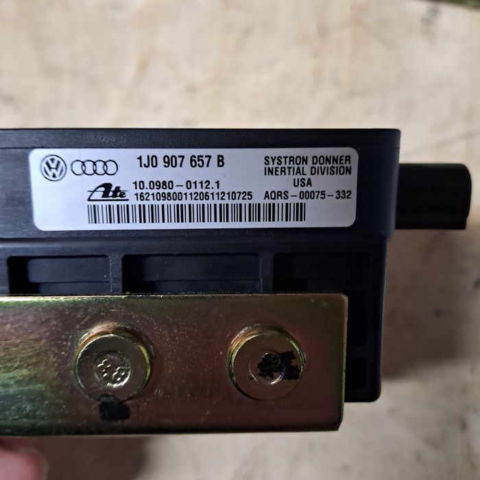 VW Golf Bora moduł sensor czujnik ESP  sprawdzony