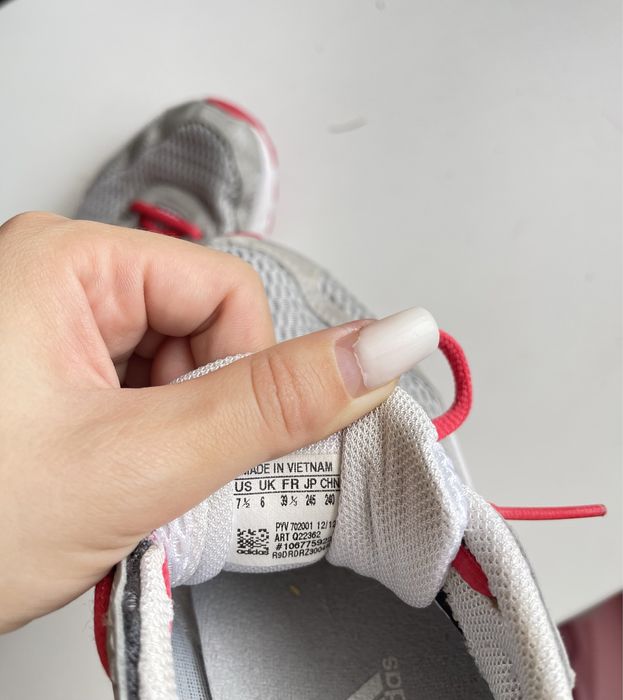 Кросівки nike adidas 39 розмір