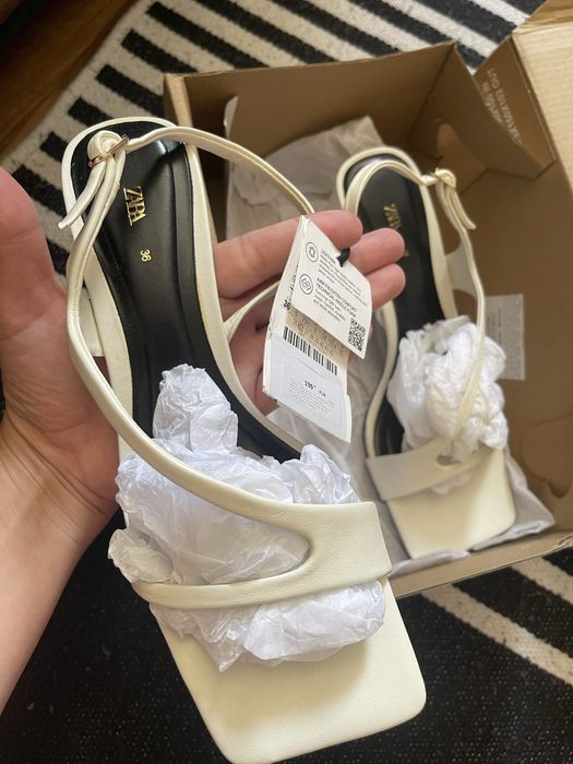 Босоніжки білого кольору Zara розмір 36 Нові
