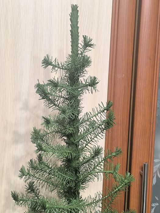Штучна лита ялинка б/у 110 см