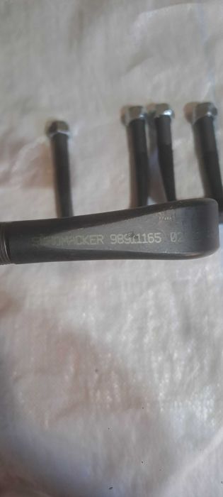 DAF Стремянки передних рессор DAF 106