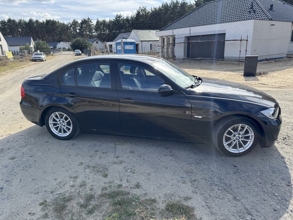 BMW 320i  2007 Rok